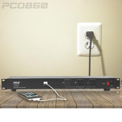 Rackmontiertes Netzfiltergerät mit AC-Steckdosen und USB